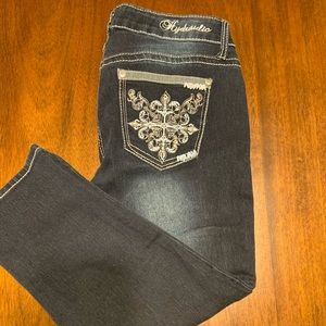 Hudraulic Womens low rise Capris